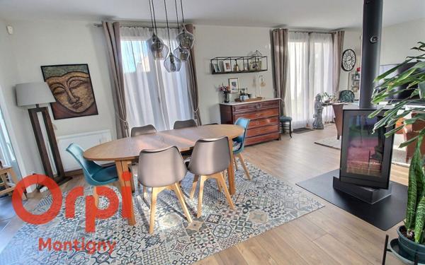 Maison à vendre    5 pièces •  Voisins-le-Bretonneux