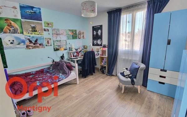 Maison à vendre    5 pièces •  Voisins-le-Bretonneux