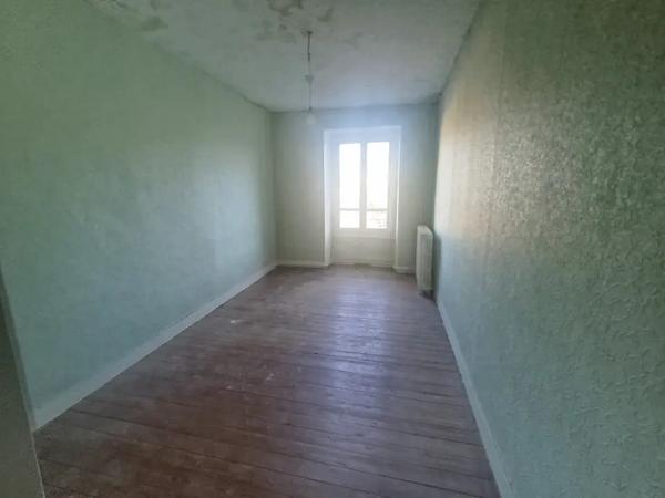 Immeuble commerce + logement à rénover et creer