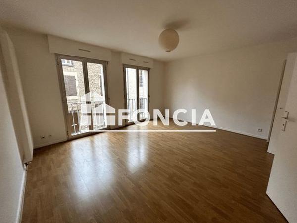 Location Appartement 2 pièces 57.92 m² - 39 RUE RENAUDOT Poitiers 86000