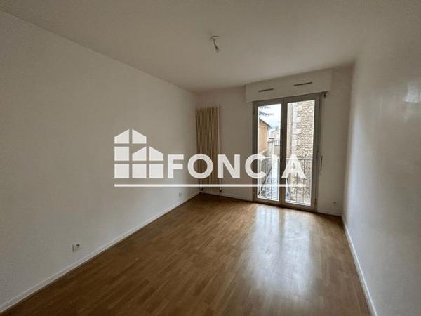 Location Appartement 2 pièces 57.92 m² - 39 RUE RENAUDOT Poitiers 86000