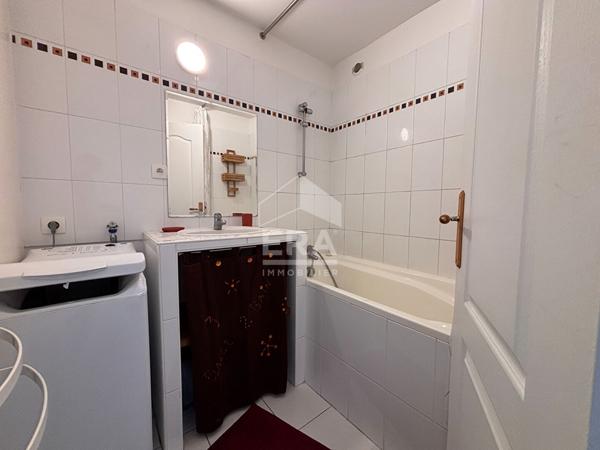 ORLEANS SUD - APPARTEMENT MEUBLE 2 PIECES DE 40.14 M2 -