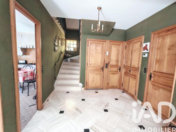 Maison à vendre 7 pièces 206 m² Sainte-Geneviève-des-Bois