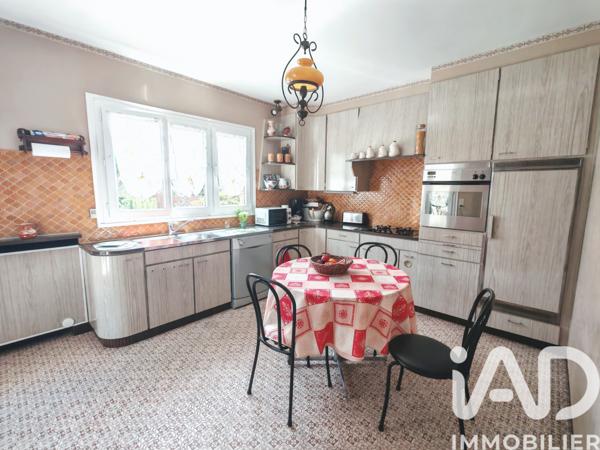 Maison à vendre 7 pièces 206 m² Sainte-Geneviève-des-Bois