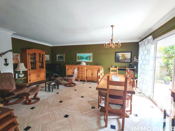 Maison à vendre 7 pièces 206 m² Sainte-Geneviève-des-Bois