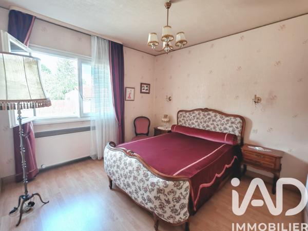 Maison à vendre 7 pièces 206 m² Sainte-Geneviève-des-Bois