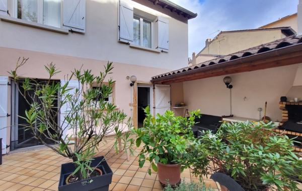 Vente Maison local commercial - garage - terrasse Lozanne   