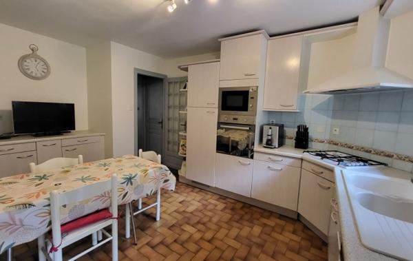 Vente Maison local commercial - garage - terrasse Lozanne   