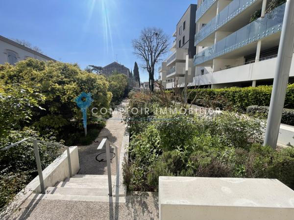 Appartement
                                                                                                                                                                                                                                                                                                                        2 pièce(s)                                                                                                                                                                                                          1 chambre(s)                                                                                                                                                                                                          43.56  m²