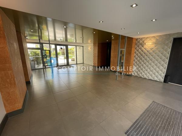 Appartement
                                                                                                                                                                                                                                                                                                                        2 pièce(s)                                                                                                                                                                                                          1 chambre(s)                                                                                                                                                                                                          43.56  m²