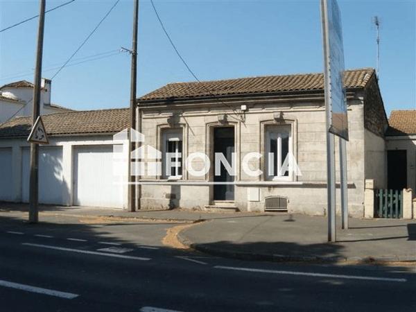 Location Maison 3 pièces 67.9 m² - 52 AVENUE FUSILLES Rochefort Sur Mer 17300