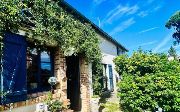 Maison à vendre    5 pièces •  Montreuil-aux-Lions