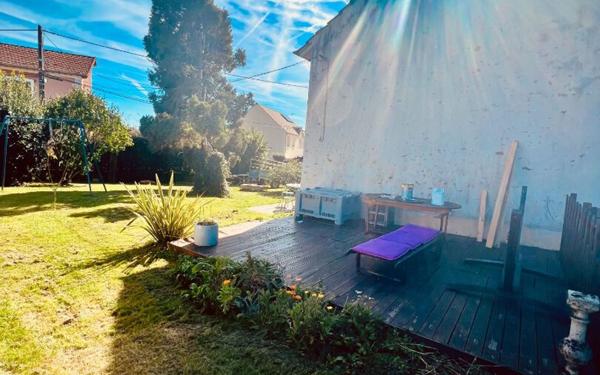 Maison à vendre    5 pièces •  Montreuil-aux-Lions