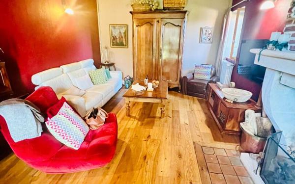 Maison à vendre    5 pièces •  Montreuil-aux-Lions