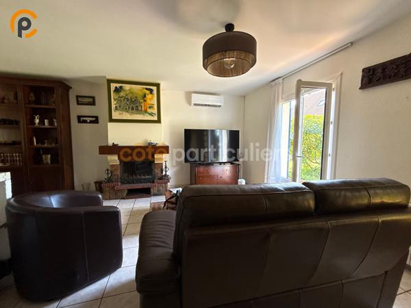 Vente Maison91,29 m² - 4 Pièces - SAINT AMAND MONTROND (18200)