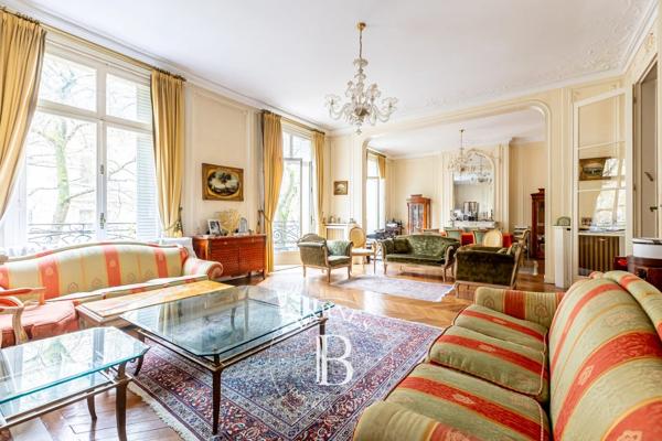 Paris 17ème, Appartement 4 Chambres -  260 m² à vendre