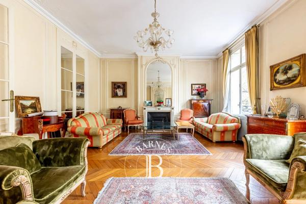 Paris 17ème, Appartement 4 Chambres -  260 m² à vendre