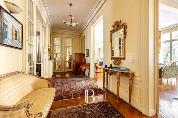 Paris 17ème, Appartement 4 Chambres -  260 m² à vendre