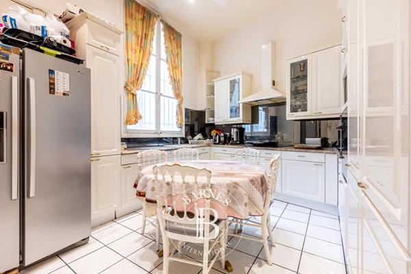 Paris 17ème, Appartement 4 Chambres -  260 m² à vendre