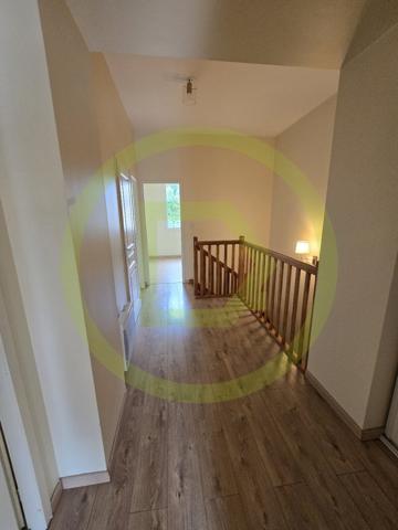 Appartement à SAINT JEAN DE LA RUELLE (45140)