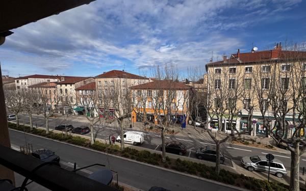 Appartement à vendre    5 pièces • 140,45 m2 Romans-sur-Isère