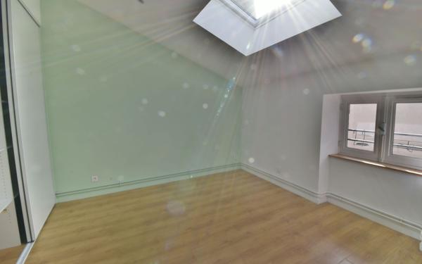 Appartement à vendre    5 pièces • 140,45 m2 Romans-sur-Isère