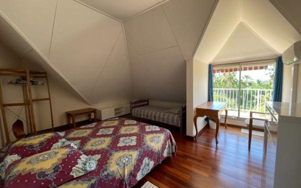 Appartement à vendre    4 pièces •  Saint-Paul