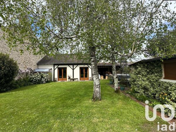 Maison traditionnelle 8 pièces de 170 m² à Le Perray-en-Yvelines (78610)