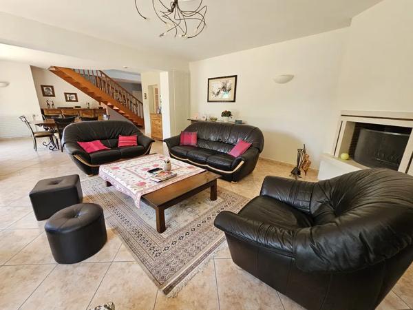Maison familiale, 5 chambres, double garage