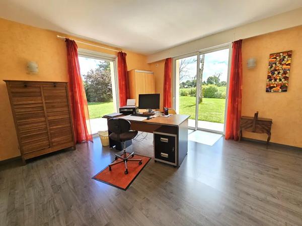 Maison familiale, 5 chambres, double garage