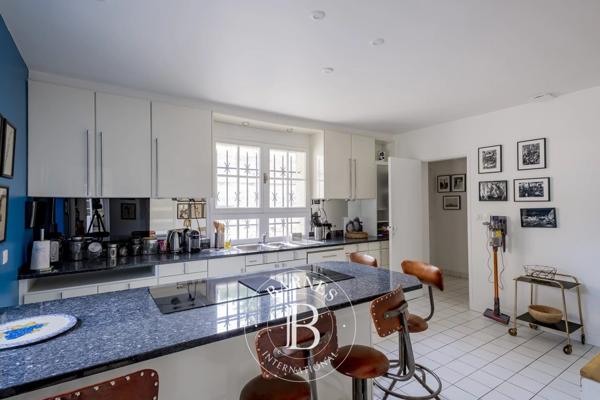 Léognan, Château 5 Chambres -  400 m² à vendre