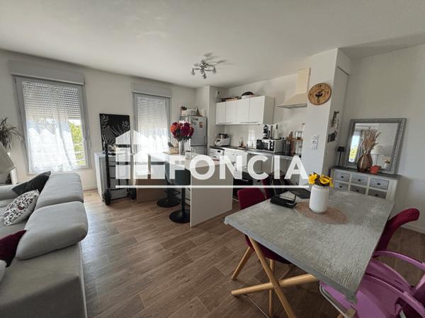 Location Appartement 3 pièces 62.9 m² - 69 RUE DE LA CHAMBRERIE Tours 37100