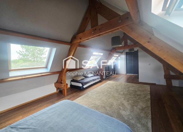 Maison de 169m2 rénovée, calme et plein Sud