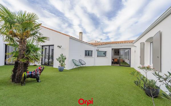 Maison à vendre    5 pièces •  Nieul-sur-Mer