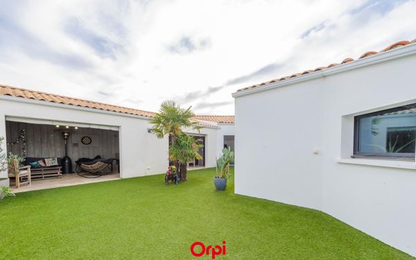 Maison à vendre    5 pièces •  Nieul-sur-Mer