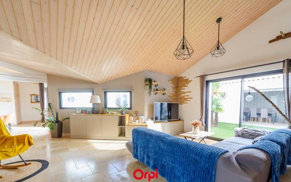 Maison à vendre    5 pièces •  Nieul-sur-Mer