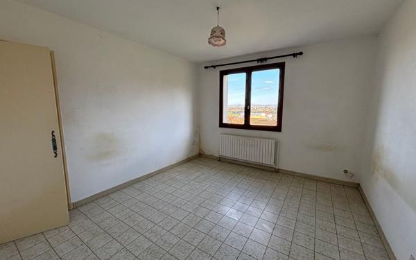 Maison à vendre    5 pièces •  Châteauneuf-sur-Isère