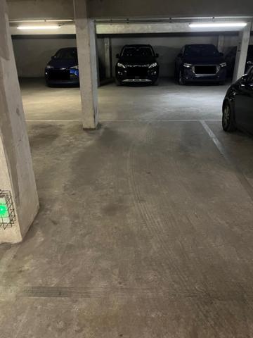 Place de parking souterrain