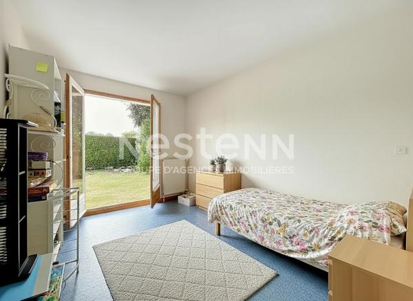 Maison au Village de Montigny Le Bretonneux 7 pièces 126,30 m2 terrain 321 m².