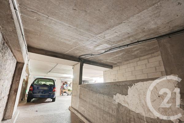 Parking à vendre  120 m2 PARIS - 75019