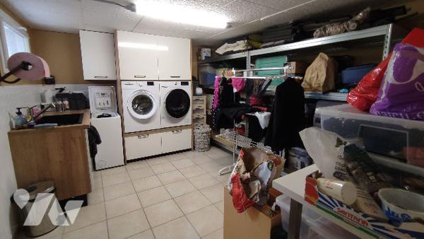 Maison  4 chambres avec sous sol complet et grand jardin