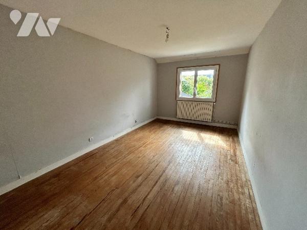 Ensemble de deux maisons, idéal pour investisseurs !