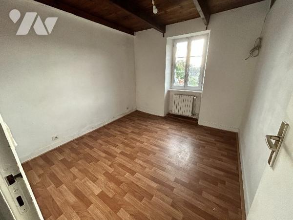 Ensemble de deux maisons, idéal pour investisseurs !