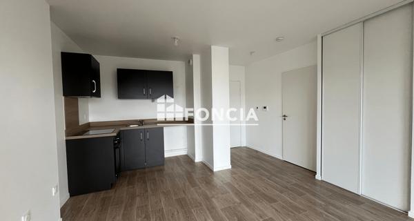 Location Appartement 2 pièces 40.21 m² - Montlouis-sur-loire 37270