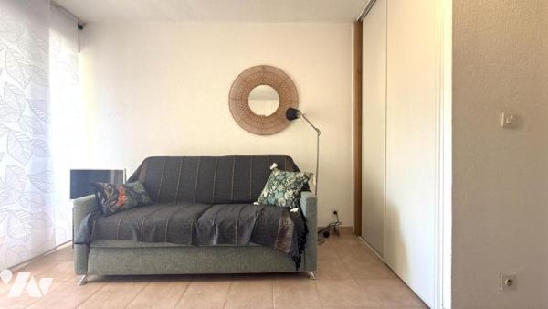 Port-Fréjus – Charmant T1 Cabine avec Loggia face à la Marina