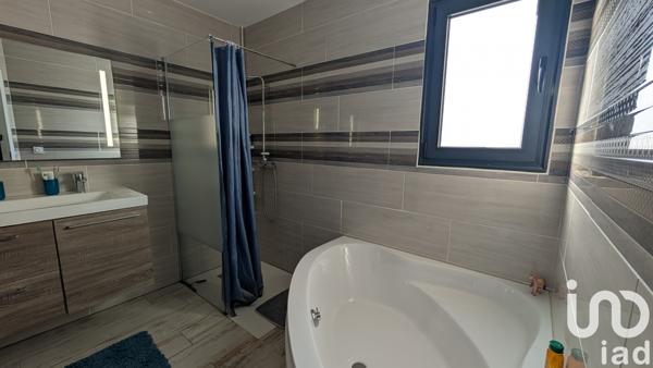 Maison à vendre 4 pièces 117 m² Saint-Médard-d'Aunis