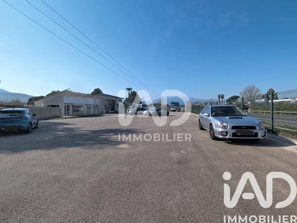 Immeuble à vendre 476 m² Le Boulou