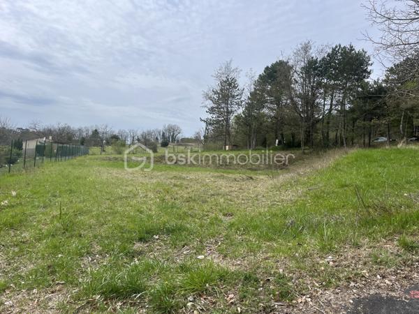 Lotissement de 1 502 m²