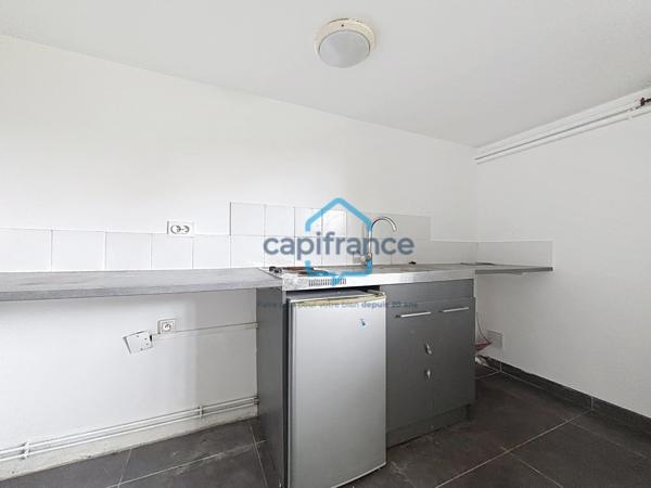 BÉNERVILLE-SUR-MER – Appartement en souplex à 3 min de la plage avec piscine