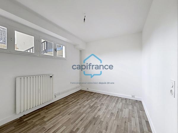 BÉNERVILLE-SUR-MER – Appartement en souplex à 3 min de la plage avec piscine